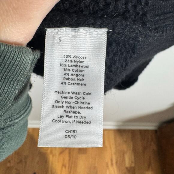 Talbots Sweater Women 2X Black Plus Size Cardigan Minimal Modest Cashmere Blend - Picture 6 of 7